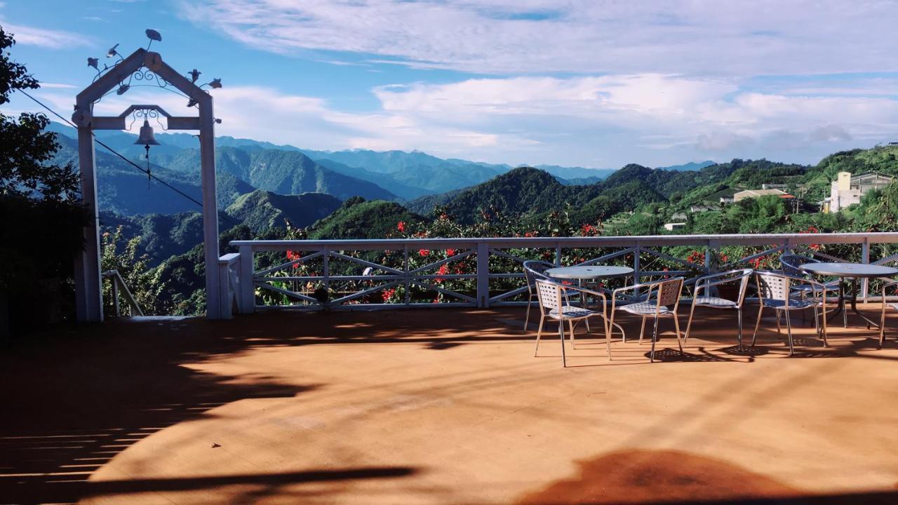 Alishan Tea Garden B&B Фэньчиху Экстерьер фото